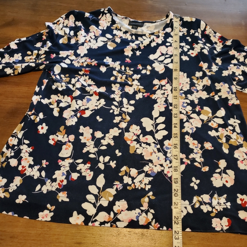 J. Jill Medium Petite Navy Floral Casual Blouse Top - Picture 12 of 14